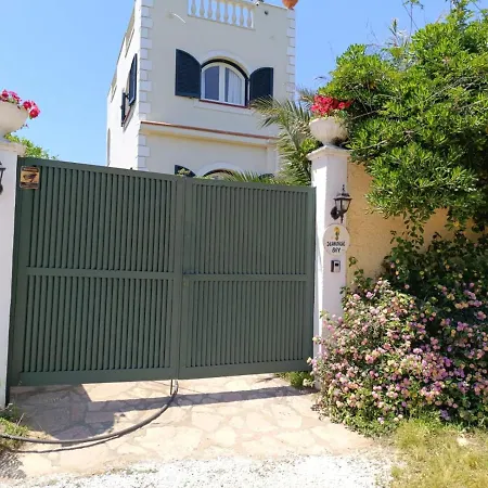 Villa Seahorse Bay Halikounas