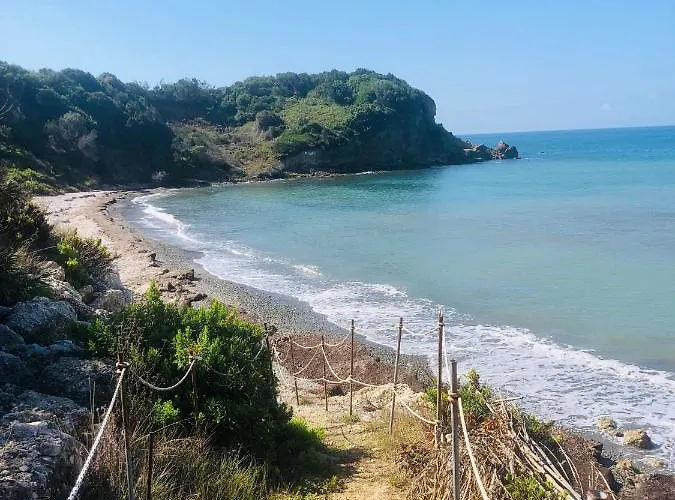 Seahorse Bay * Χαλικούνας